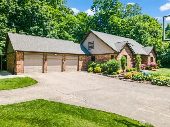 6348 Troy Frederick Rd, Tipp City, OH 45371