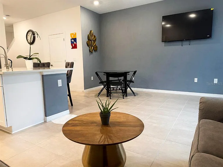 3594 Davenport Creek Ct — Photo 5