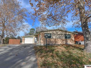 7000 S Wedgewood Dr, Lincoln, NE 68510