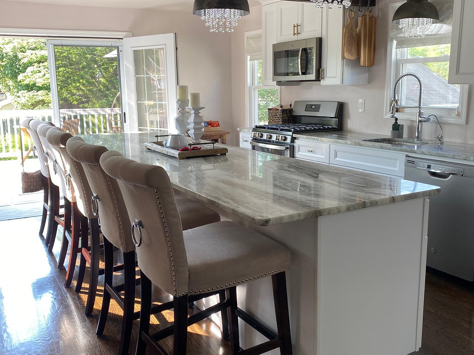 675 Main St, Belford, NJ 07718 Zillow