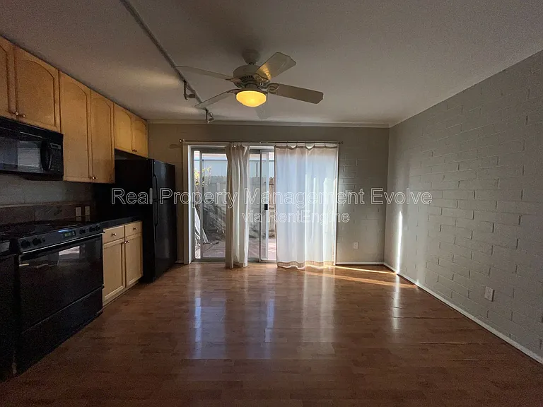 3637 E Monterosa St #7 — Photo 4