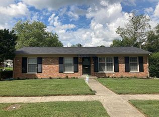 2161 Sage Rd, Lexington, KY 40504