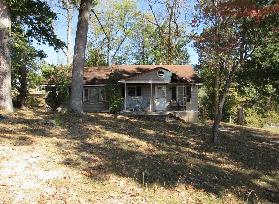 1st image of 433 Rich Dr