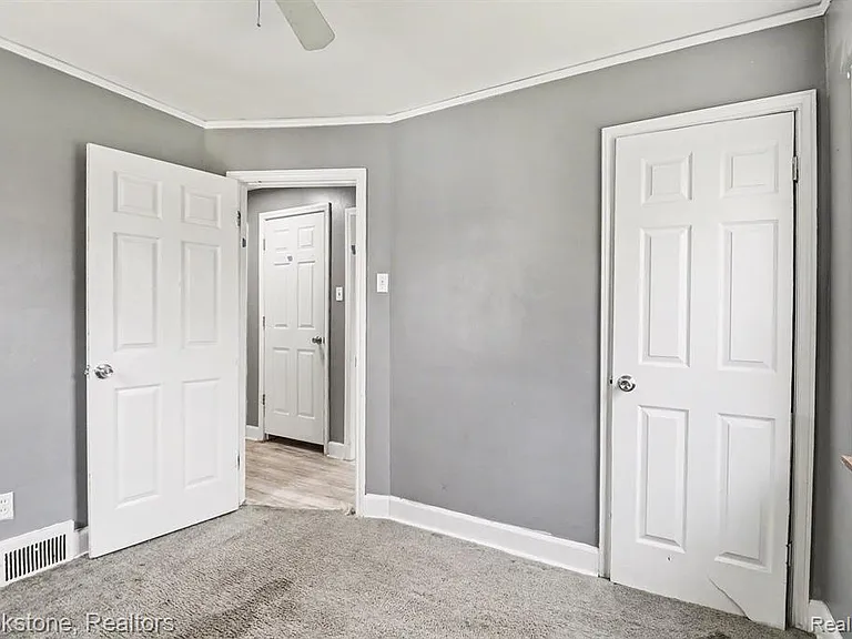 16605 Freeland St — Photo 13