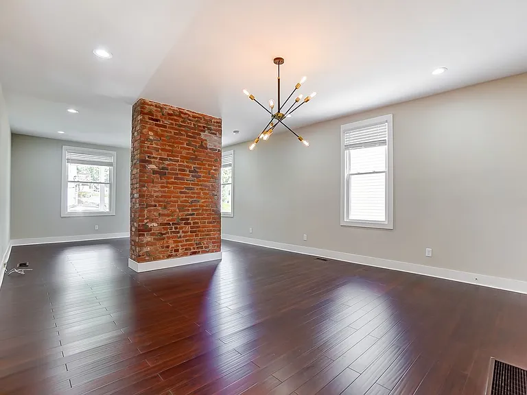 5107 Marion Ave — Photo 8