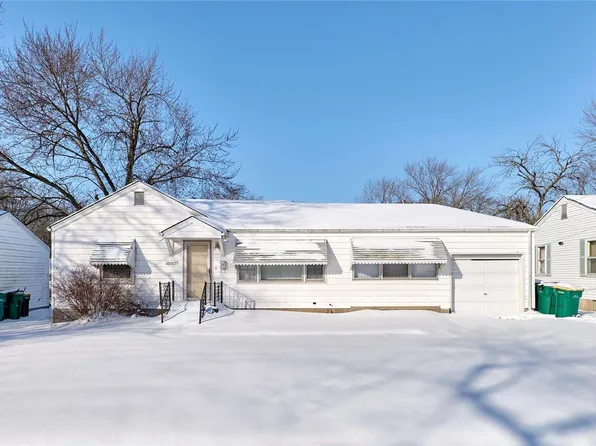 10087 Coburg Lands Dr, Saint Louis, MO 63137