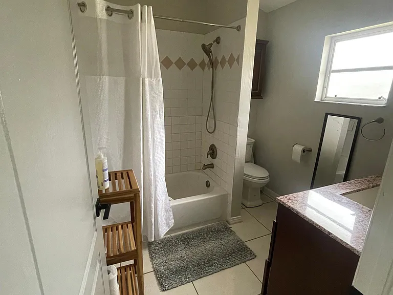 18488 Holly Rd — Photo 7