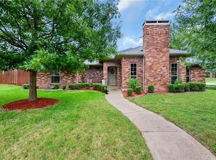 2900 Jeremes Lndg, Plano, TX 75075