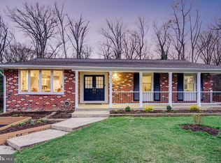 4310 Braeburn Dr, Fairfax, VA 22032