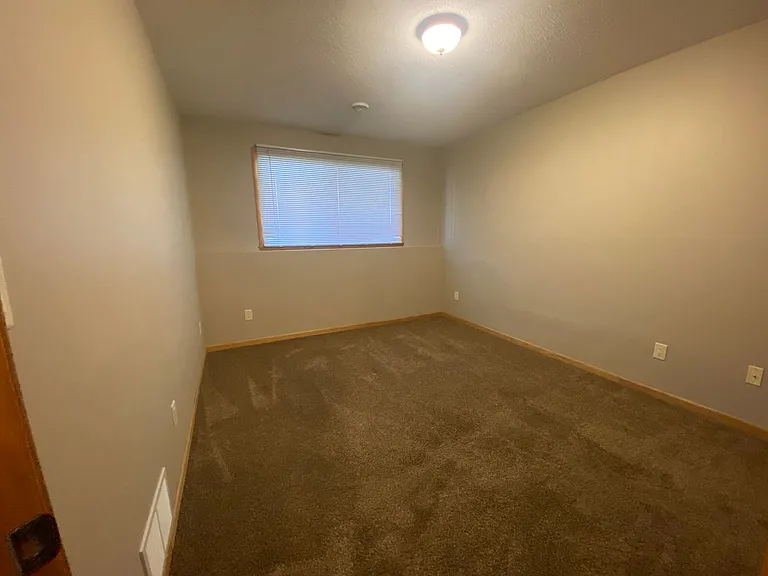 2917 Wheatland Dr S — Photo 29