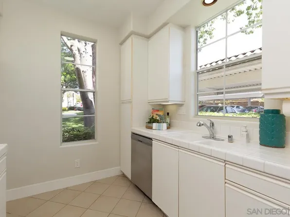 12557 Ruette Alliante Unit 175, San Diego, CA 92130