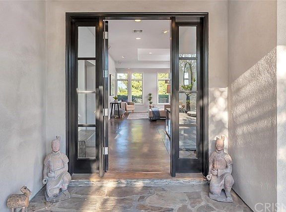 4th image of 12979 Blairwood Dr