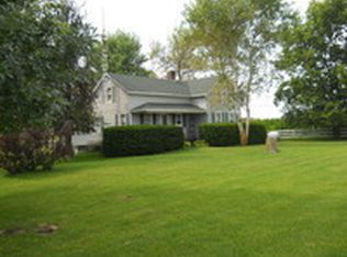 2416 N 42nd Rd, Sheridan, IL 60551