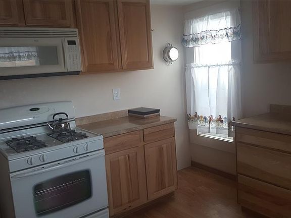 2nd image of 316 W 8th St