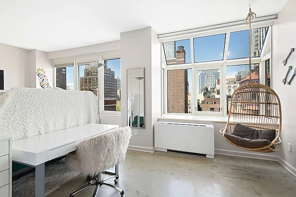 Sold by Compass | media 9