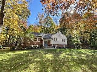 341A Millwood Rd, Chappaqua, NY 10514