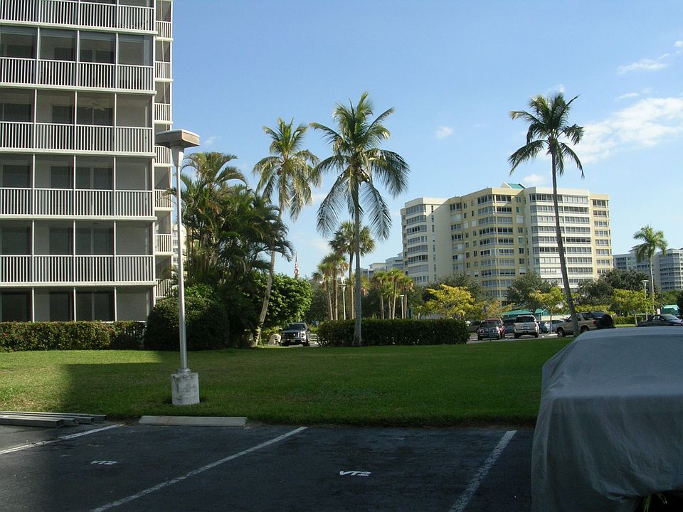 1st image of 5 Bluebill Avenue #202