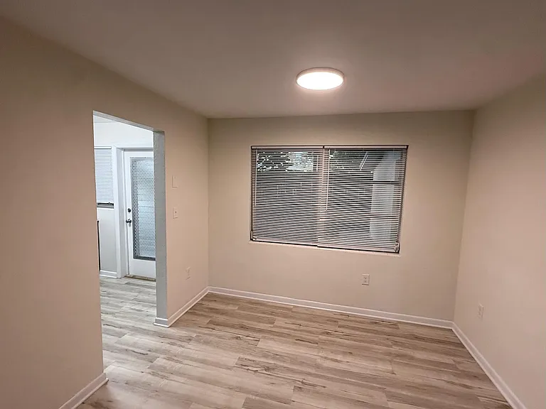 713 Lembo Cir #2 — Photo 6