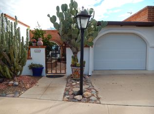 378 W Paseo Solana, Green Valley, AZ 85614