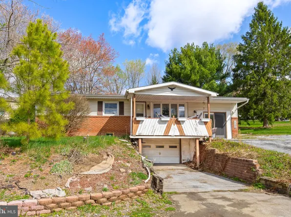 7248 Sandy Hollow Rd, Harrisburg, PA 17112