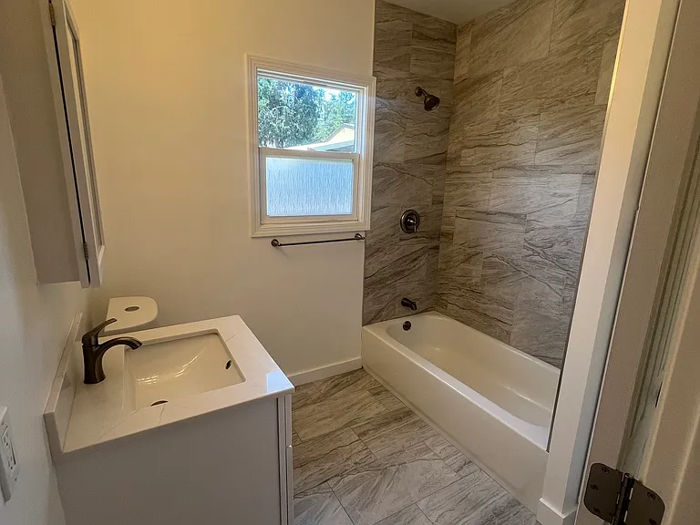 2161 Harding Ave #C — Photo 3