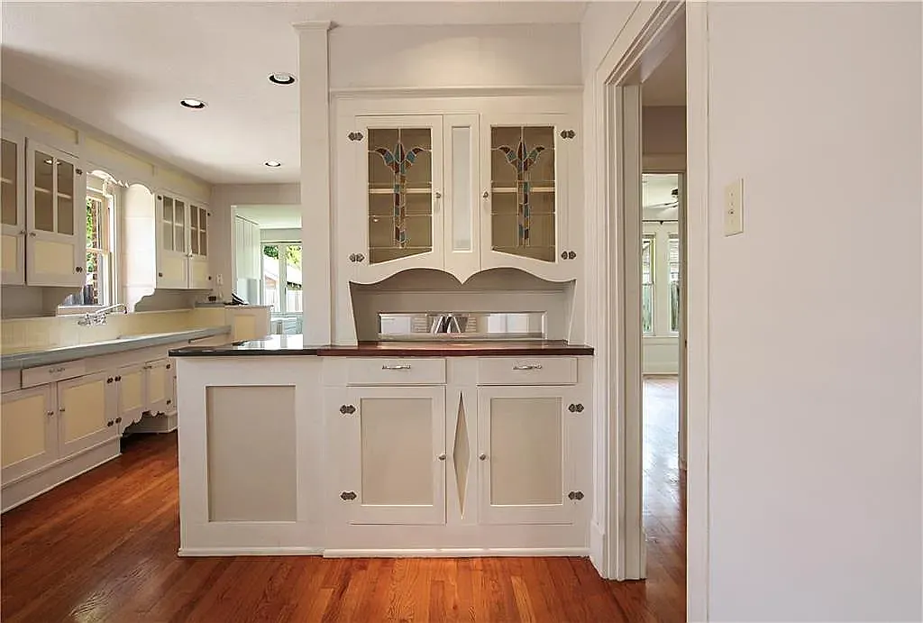 2 bed, 1526 sqft, $2,299 — Photo 4