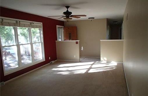 5th image of 27 Circle Dr