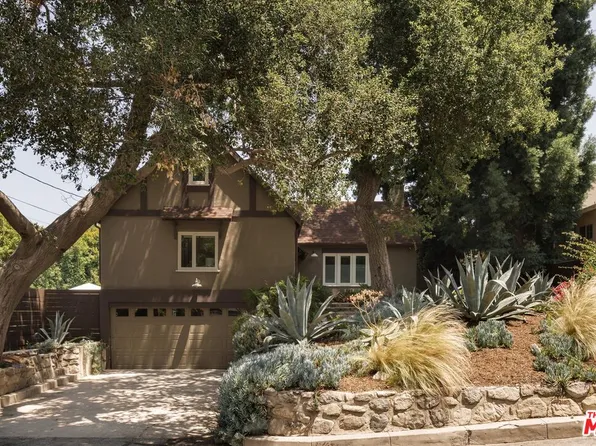 1767 Hillside Dr, Glendale, CA 91208