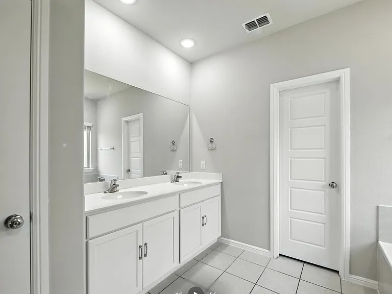 913 Cobalt Dr — Photo 22