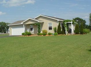 2045 Labrador Ln, Grawn, MI 49637