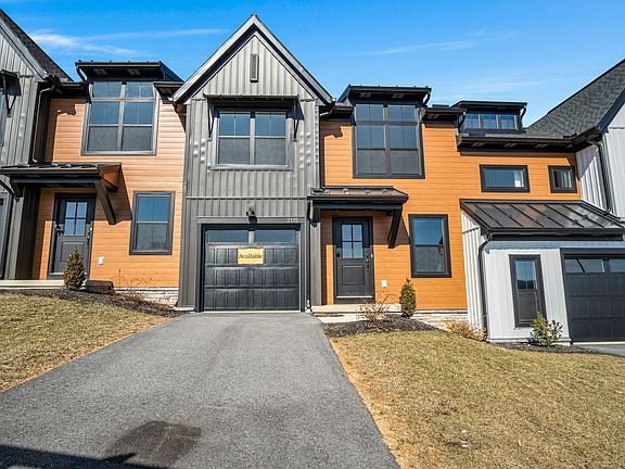 3rd image of 2115 S Autumn Chase Dr