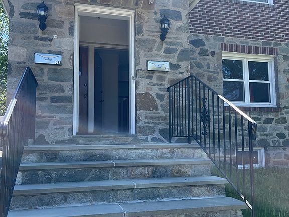 2nd image of 526 Franklin Ave #1