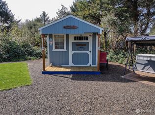 185 Satsop St SW, Ocean Shores, WA 98569