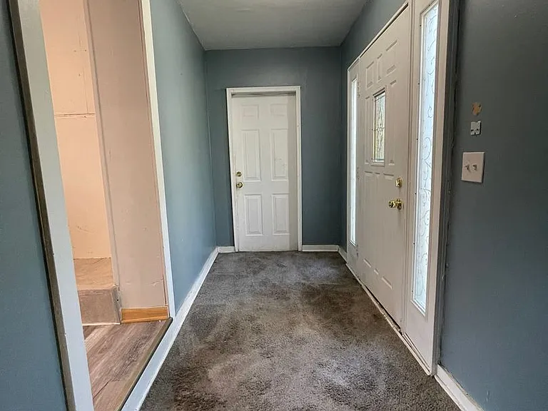 20806 Panama St — Photo 6