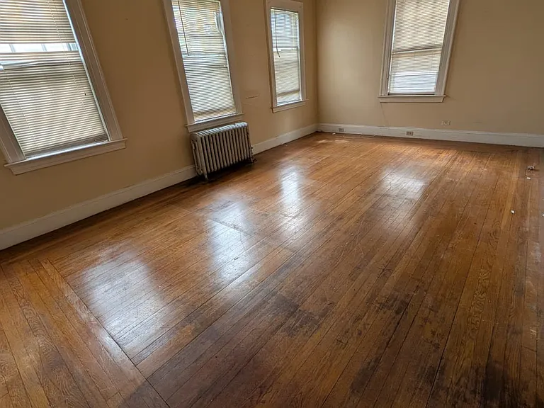 305 Main St #1 — Photo 2