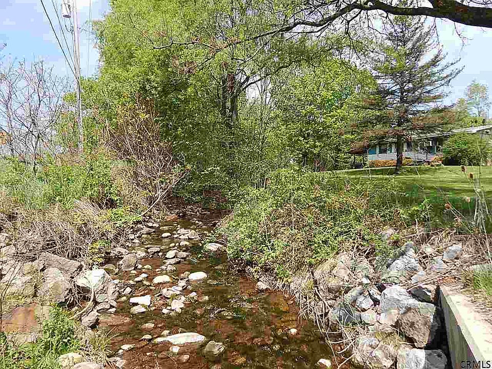 2nd image of 7868 State Highway 5
