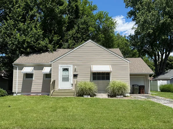 1240 Hickory Rd, Homewood, IL 60430