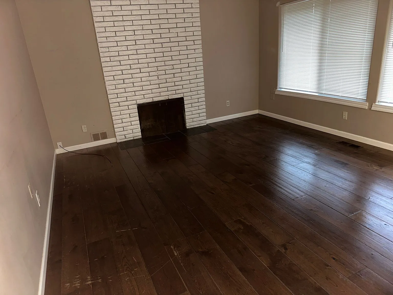 9 bed, 2573 sqft, $6,950 — Photo 3
