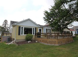 30940 Weiler Rd, Burlington, WI 53105