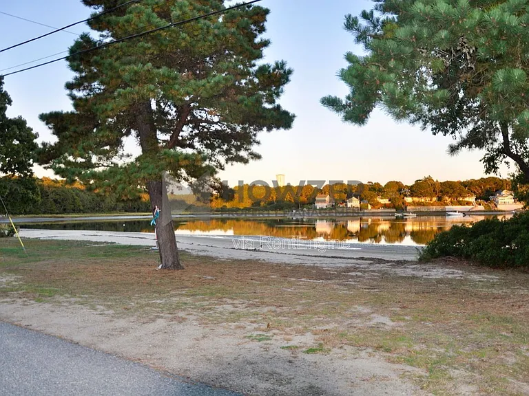 35 Riverside Dr #2R — Photo 22