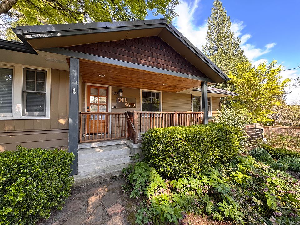 1st image of 555 G Ave