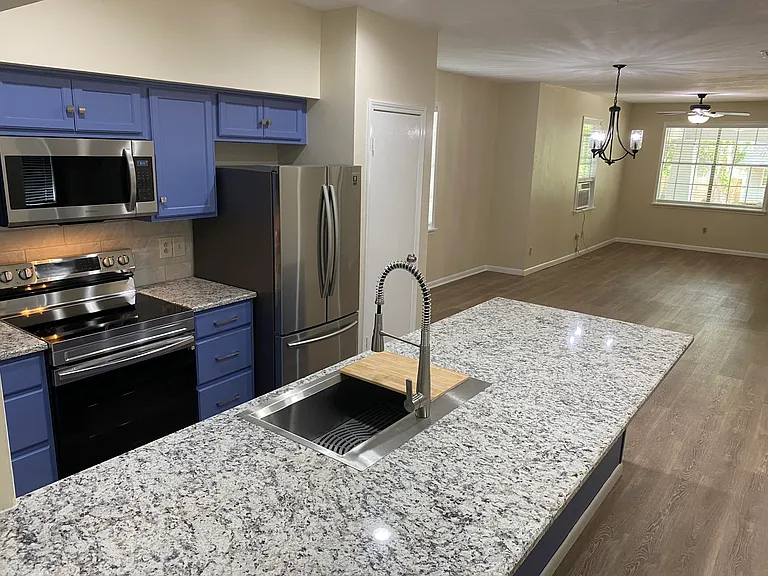 610 Euclid Ave — Photo 9