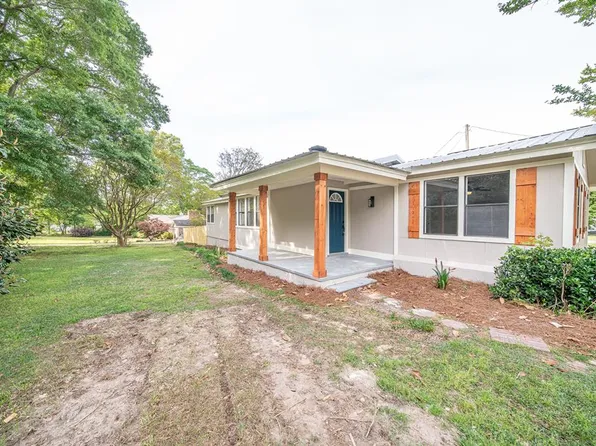 1 Hancock Rd, Phenix City, AL 36869