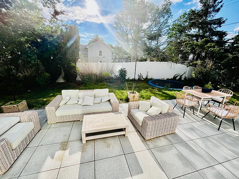 3 Crescent St #A — Photo 3