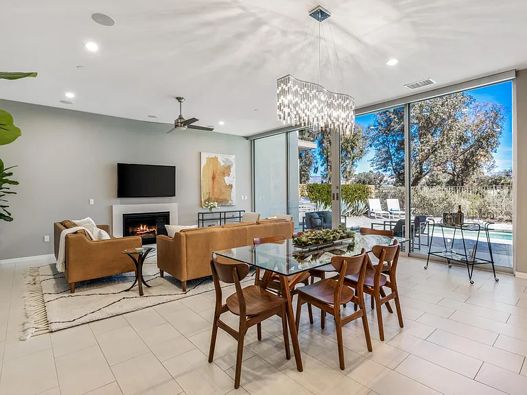 660 Equinox Way — Photo 11