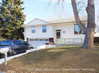 7660 Teller St, Arvada, CO 80003