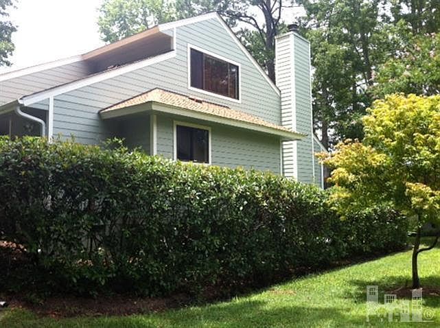 2nd image of 402 Crooked Creek Lane