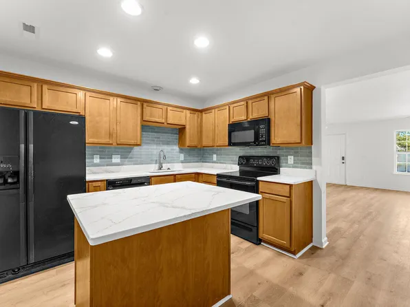 357 Kelsey Blvd, Wando, SC 29492