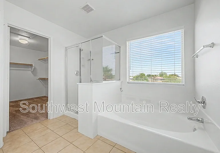 33583 N Wash View Rd — Photo 22