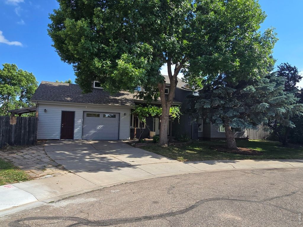 2419 Hollingbourne Dr